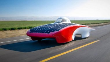 Stanford Solar Car Project Team Compete in Bridgestone World Solar Challenge