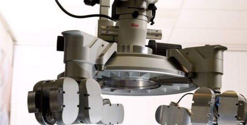 Medical Technology: World First Super Microsurgery with Robot Hands